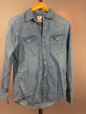 Levi's Men's Light Blue Denim Western Button-Down Shirt